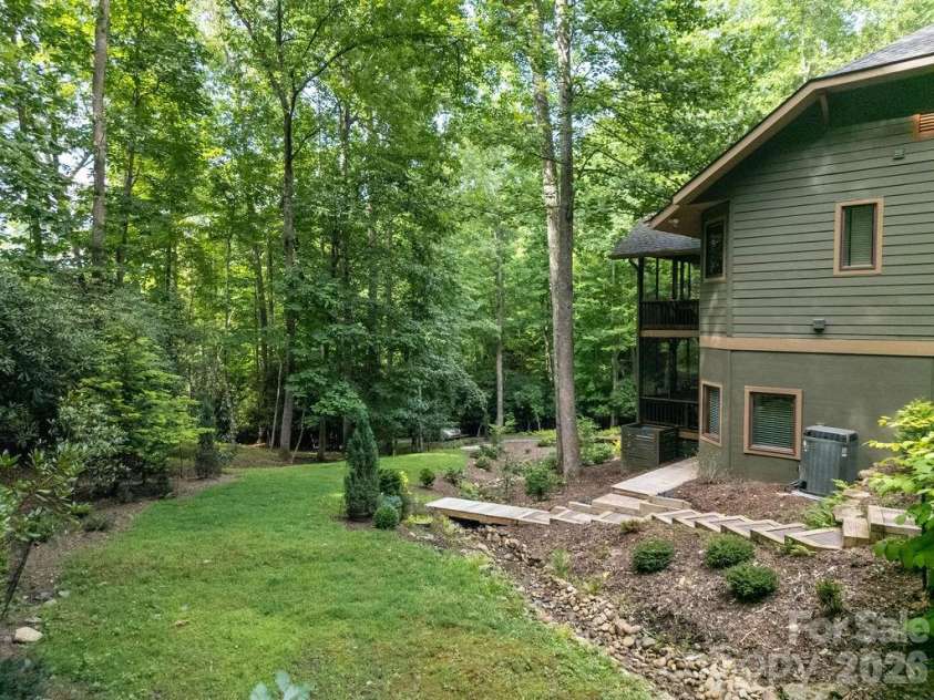 141 Bruce Circle, Pisgah Forest, NC 28768.  MLS# CAR4408833, YatesRealty ID 24950. 