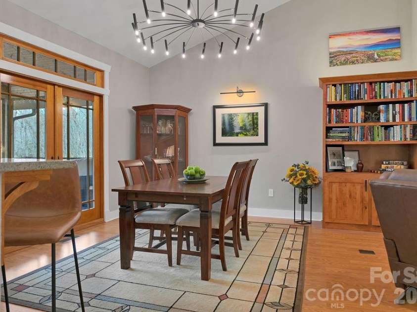 141 Bruce Circle, Pisgah Forest, NC 28768.  MLS# CAR4408833, YatesRealty ID 24950. 