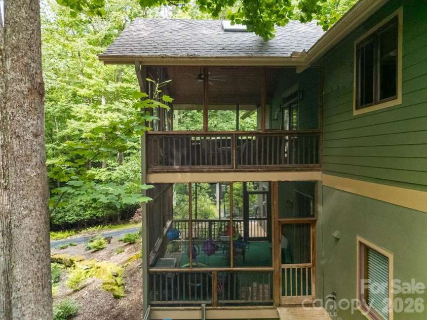 141 Bruce Circle, Pisgah Forest, NC 28768.  MLS# CAR4408833, YatesRealty ID 24950. 