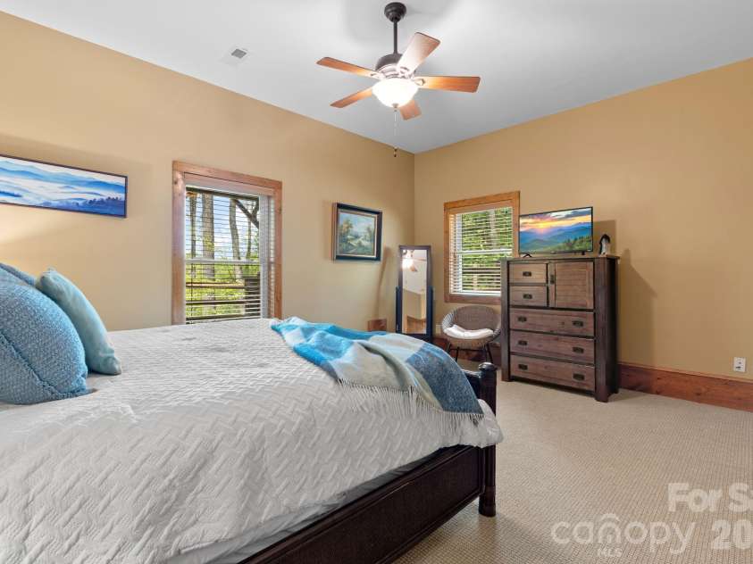 506 Crystal Mountain Road, Boone, NC 28607.  MLS# CAR4381360, YatesRealty ID 24951. 