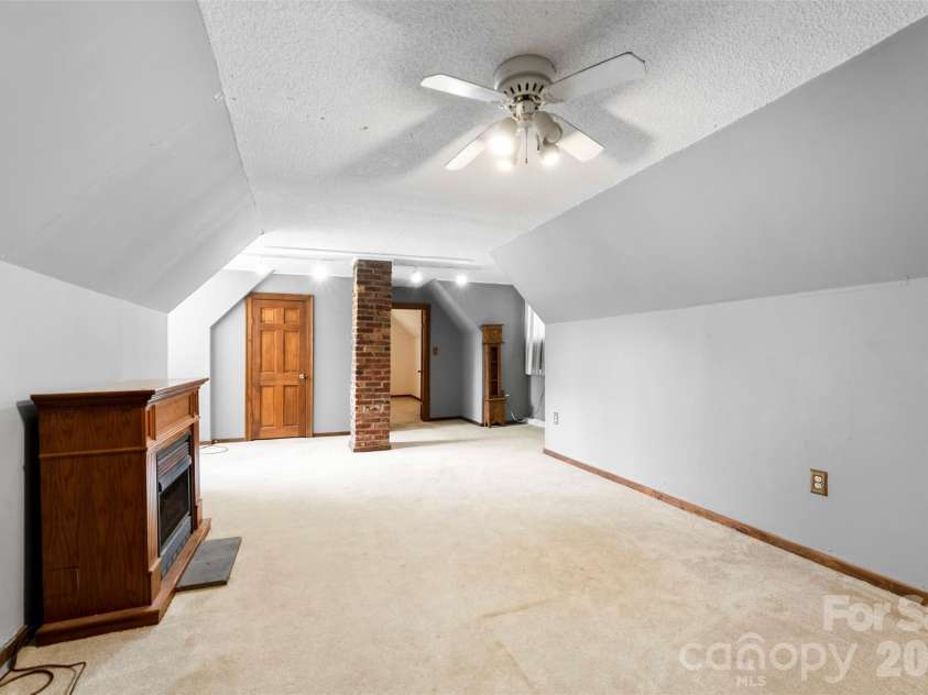 602 Lee Avenue, Bessemer City, NC 28016.  MLS# CAR4384706, YatesRealty ID 24953. 