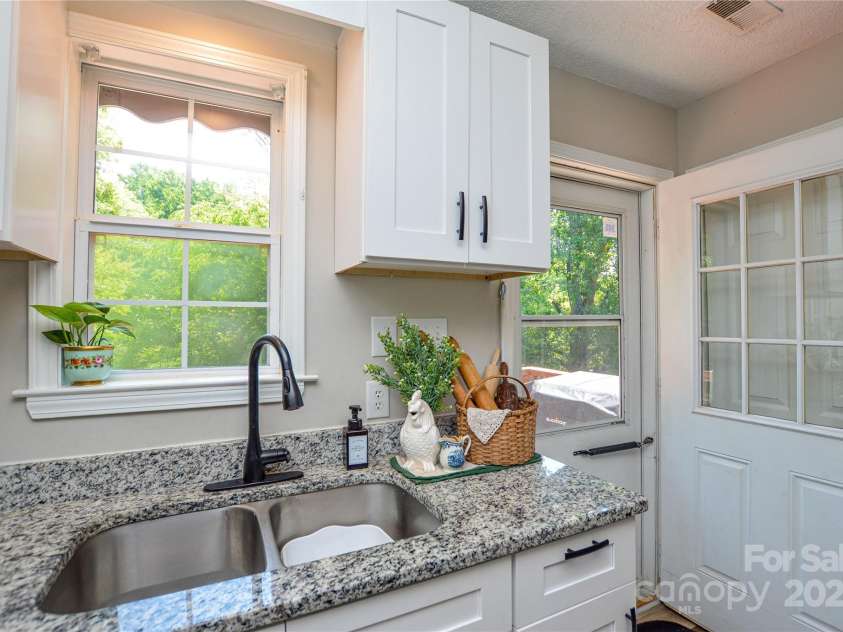167 Main Street, Richburg, SC 29729.  MLS# CAR4279470, YatesRealty ID 24954. 