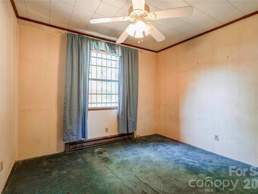 804 Tenda Place, Shelby, NC 28150.  MLS# CAR4373772, YatesRealty ID 24954. 