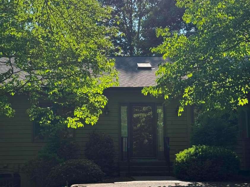 2 Hunting Country Trail, Tryon, NC 28782.  MLS# CAR4383981, YatesRealty ID 24956. 