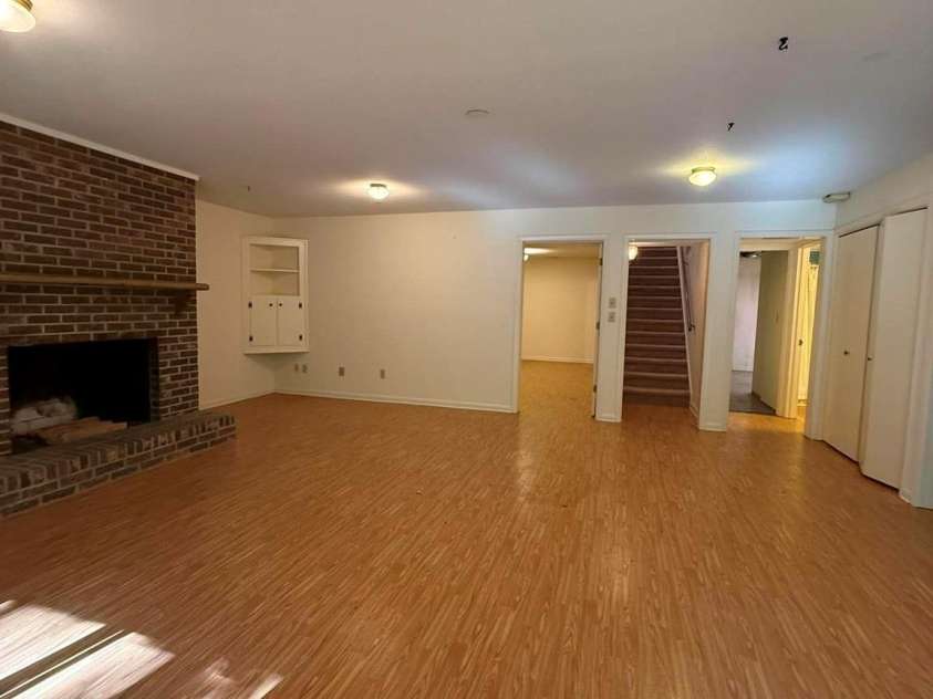 2 Hunting Country Trail, Tryon, NC 28782.  MLS# CAR4383981, YatesRealty ID 24956. 