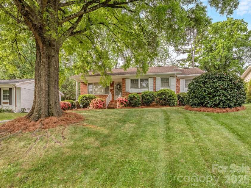 5344 Buena Vista Avenue, Charlotte, NC 28205.  MLS# CAR4381925, YatesRealty ID 24958. Front Elevation