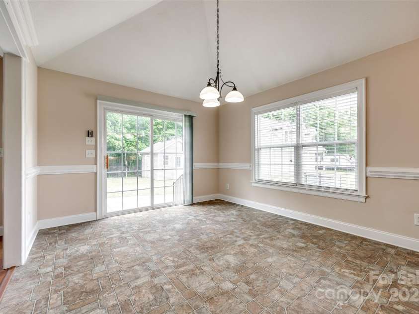 2027 Ellison Drive, Rock Hill, SC 29730.  MLS# CAR4259230, YatesRealty ID 24959. 