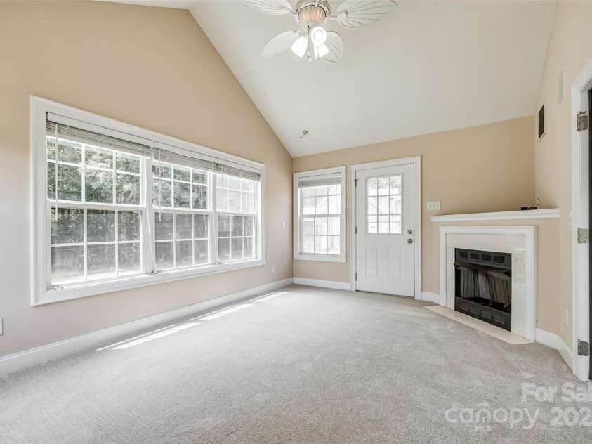 2027 Ellison Drive, Rock Hill, SC 29730.  MLS# CAR4259230, YatesRealty ID 24959. 