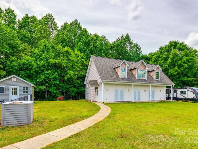 2027 Ellison Drive, Rock Hill, SC 29730.  MLS# CAR4259230, YatesRealty ID 24959. 