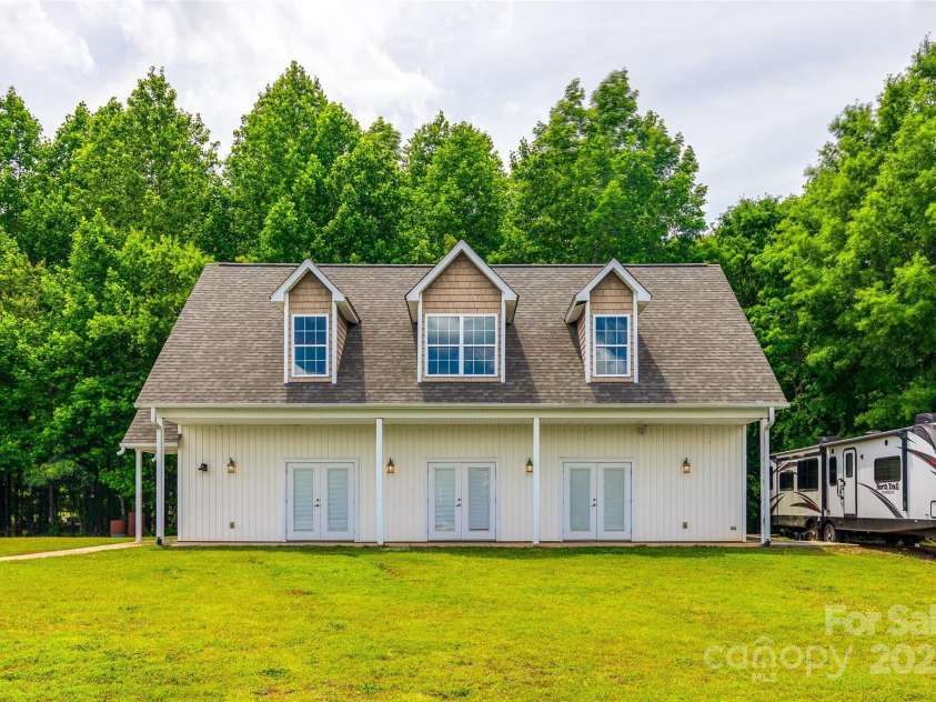 2027 Ellison Drive, Rock Hill, SC 29730.  MLS# CAR4259230, YatesRealty ID 24959. 