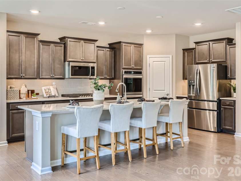 1013 Lookout Shoals Drive, Fort Mill, SC 29715.  MLS# CAR4348921, YatesRealty ID 2496. 