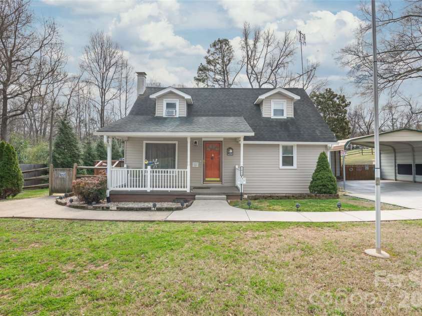 1411 Hensley Road, Fort Mill, SC 29715.  MLS# CAR4358947, YatesRealty ID 24960. 