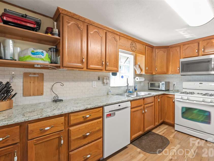 1411 Hensley Road, Fort Mill, SC 29715.  MLS# CAR4358947, YatesRealty ID 24960. 