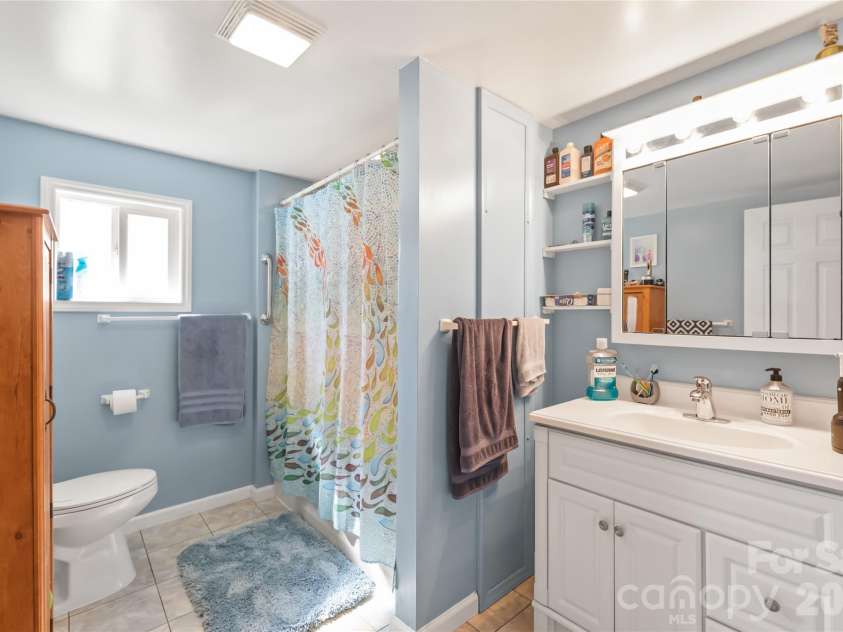 1411 Hensley Road, Fort Mill, SC 29715.  MLS# CAR4358947, YatesRealty ID 24960. 