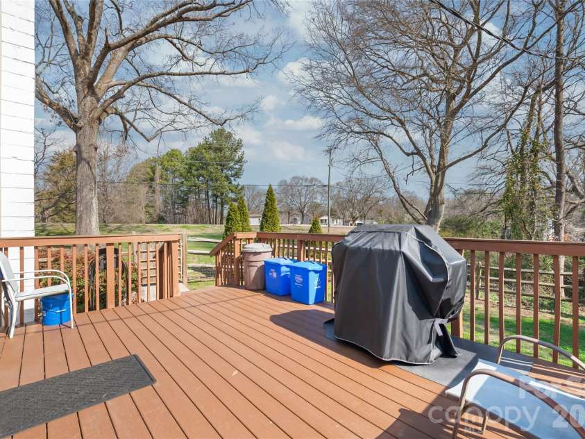 1411 Hensley Road, Fort Mill, SC 29715.  MLS# CAR4358947, YatesRealty ID 24960. 
