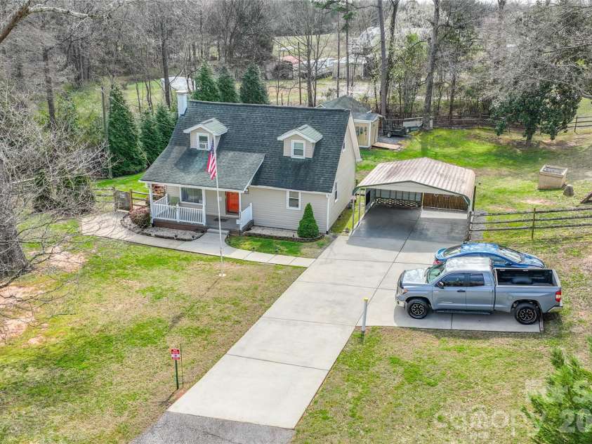 1411 Hensley Road, Fort Mill, SC 29715.  MLS# CAR4358947, YatesRealty ID 24960. 