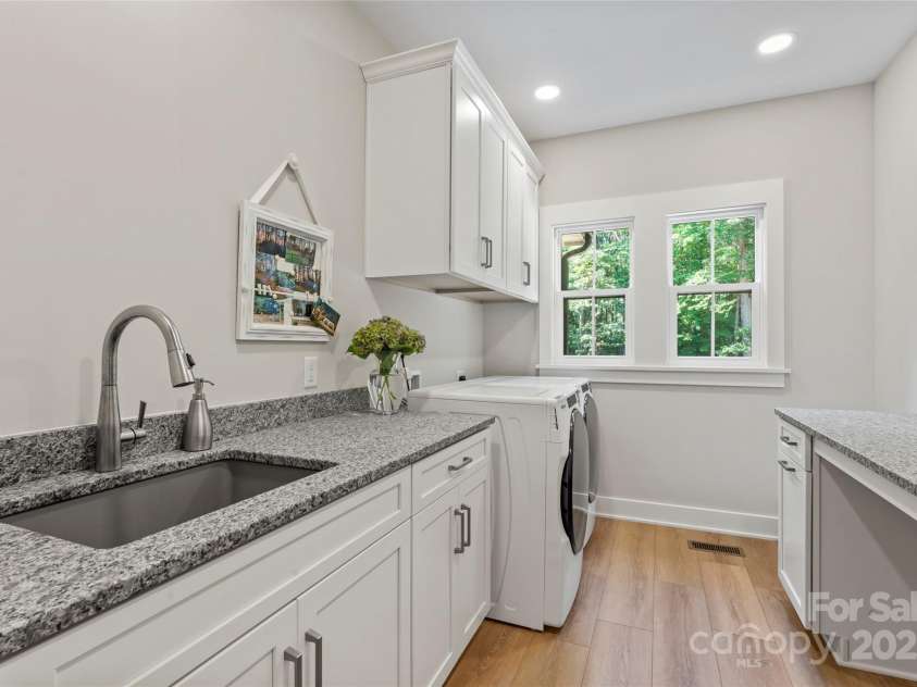 2866 Backwoods Trail, Denver, NC 28037.  MLS# CAR4279518, YatesRealty ID 24960. 