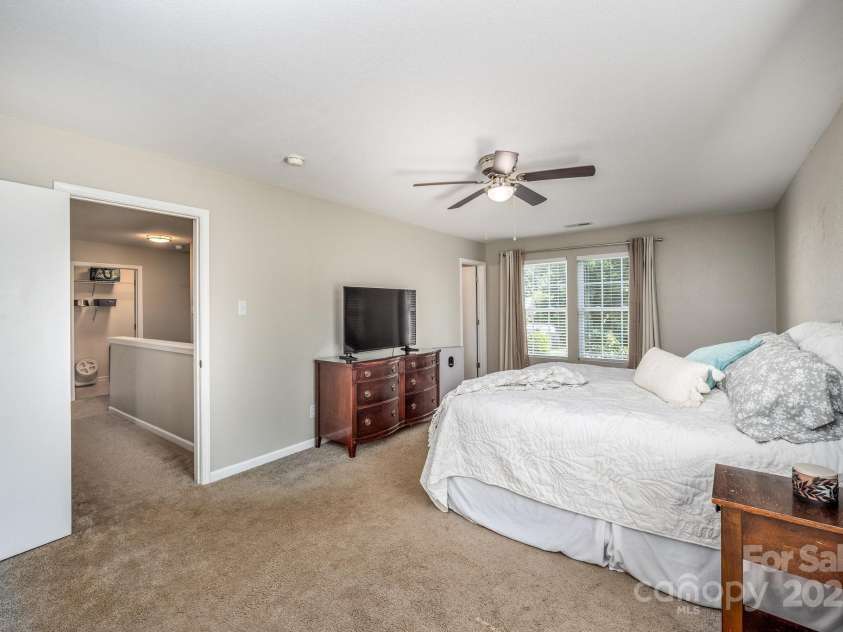 133 Boiling Brook Drive, Statesville, NC 28625.  MLS# CAR4276733, YatesRealty ID 24961. 