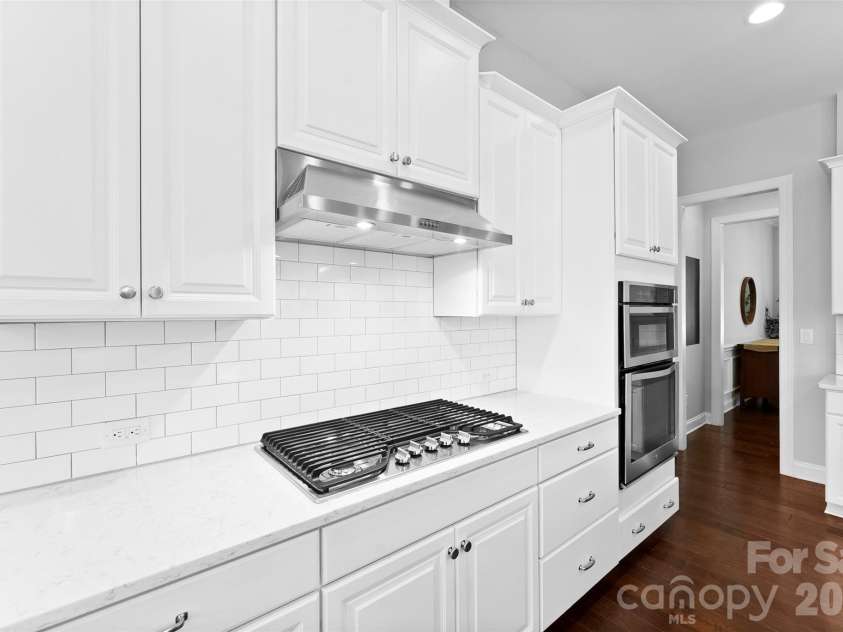 5226 Meadowcroft Way, Fort Mill, SC 29708.  MLS# CAR4384068, YatesRealty ID 24961. 