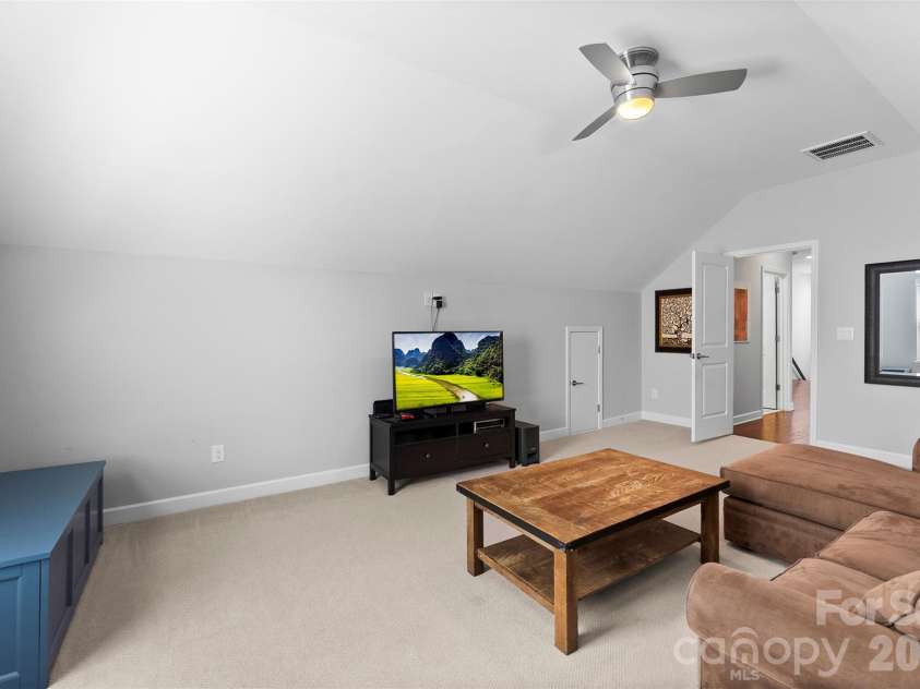 5226 Meadowcroft Way, Fort Mill, SC 29708.  MLS# CAR4384068, YatesRealty ID 24961. 