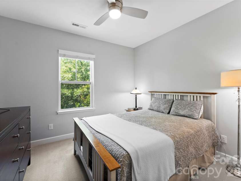 5226 Meadowcroft Way, Fort Mill, SC 29708.  MLS# CAR4384068, YatesRealty ID 24961. Bed 3
