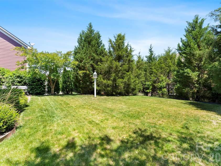 5226 Meadowcroft Way, Fort Mill, SC 29708.  MLS# CAR4384068, YatesRealty ID 24961. Private Backyard