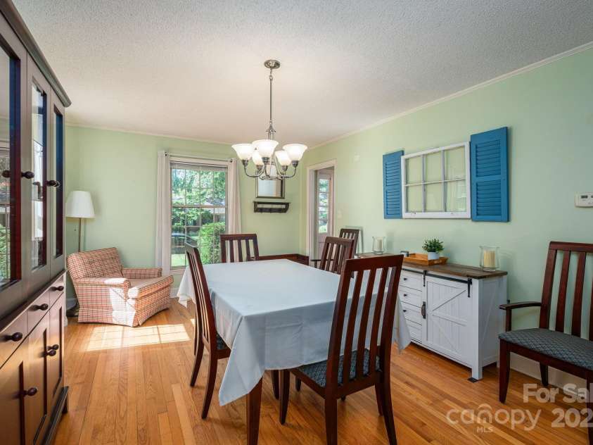 1324 Princeton Avenue, Gastonia, NC 28054.  MLS# CAR4253758, YatesRealty ID 24962. 