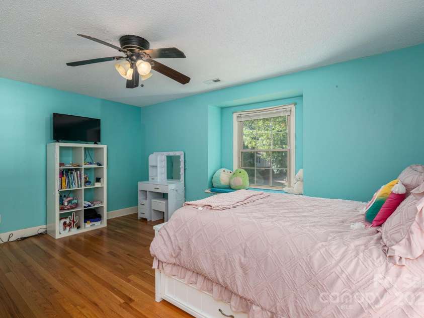 1324 Princeton Avenue, Gastonia, NC 28054.  MLS# CAR4253758, YatesRealty ID 24962. 