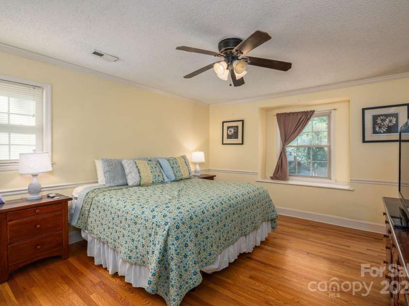 1324 Princeton Avenue, Gastonia, NC 28054.  MLS# CAR4253758, YatesRealty ID 24962. 