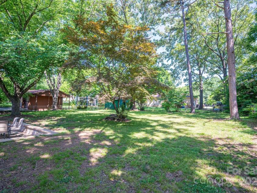 1324 Princeton Avenue, Gastonia, NC 28054.  MLS# CAR4253758, YatesRealty ID 24962. 
