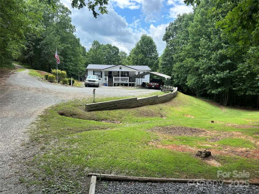 236 Hidden Cove Road, Marion, NC 28752.  MLS# CAR4276772, YatesRealty ID 24964. 