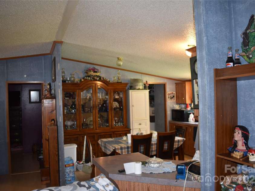 236 Hidden Cove Road, Marion, NC 28752.  MLS# CAR4276772, YatesRealty ID 24964. 