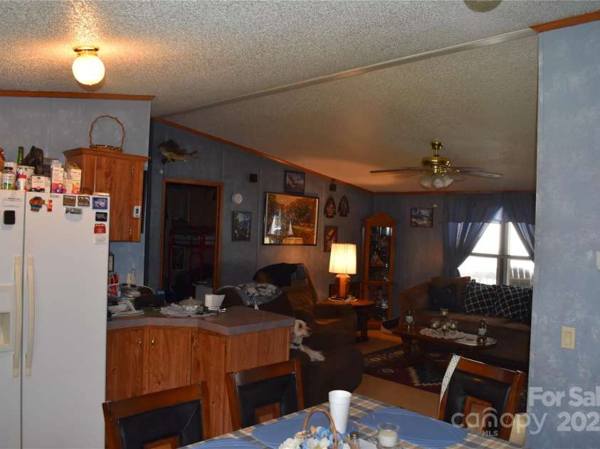 236 Hidden Cove Road, Marion, NC 28752.  MLS# CAR4276772, YatesRealty ID 24964. 