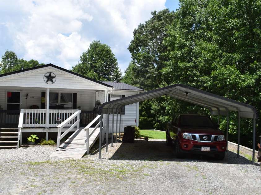 236 Hidden Cove Road, Marion, NC 28752.  MLS# CAR4276772, YatesRealty ID 24964. 