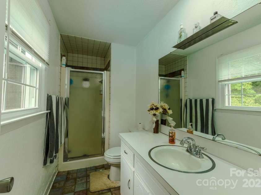 1867 Shannon Drive, Conover, NC 28613.  MLS# CAR4266044, YatesRealty ID 24966. 