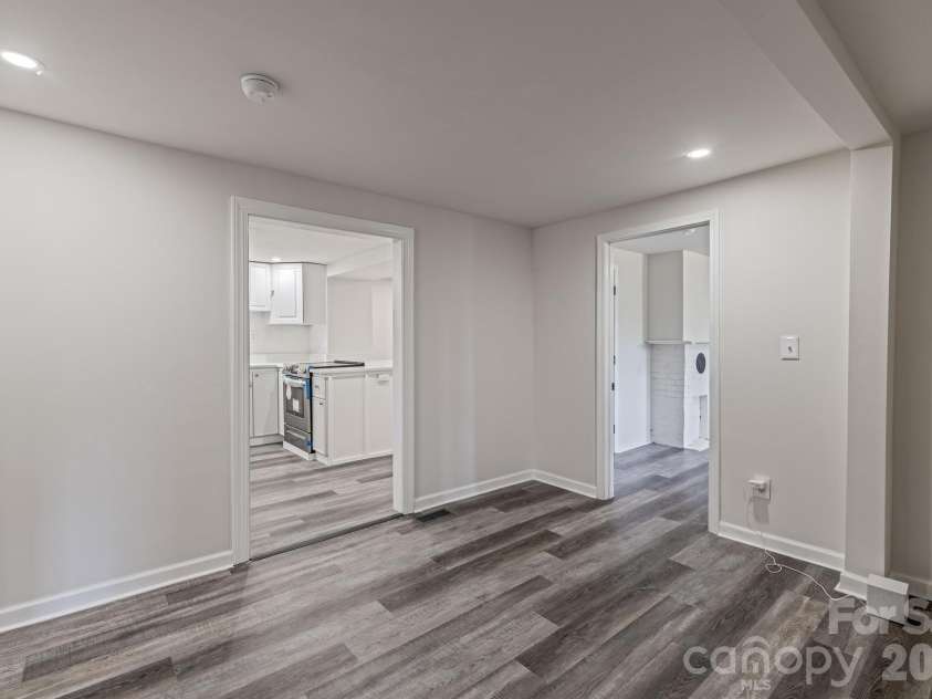 607 Carlos Street, Shelby, NC 28152.  MLS# CAR4381384, YatesRealty ID 24967. 