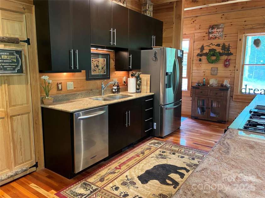 87 Ali Avenue, Bakersville, NC 28705.  MLS# CAR4271863, YatesRealty ID 24967. 