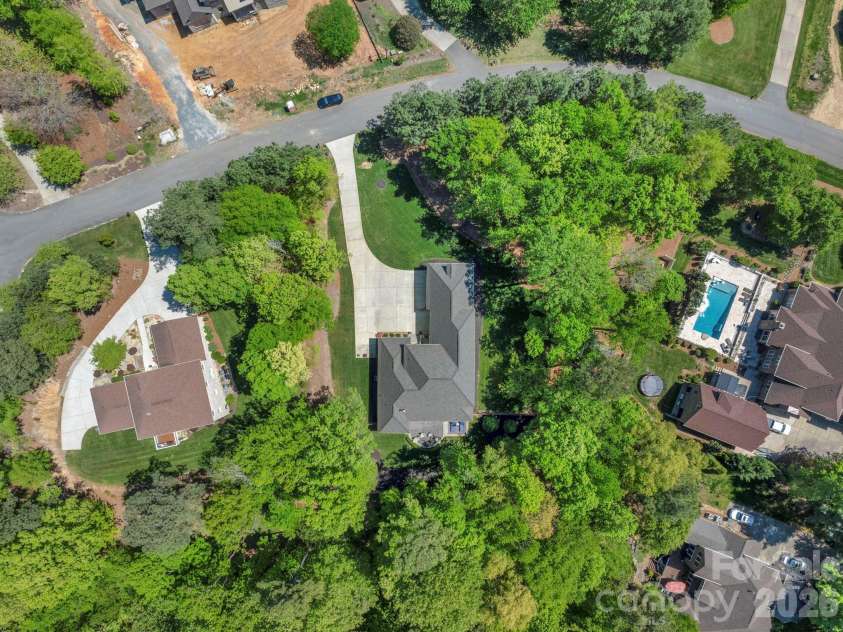 365 Stone Cliff Lane, Clover, SC 29710.  MLS# CAR4365360, YatesRealty ID 24968. 