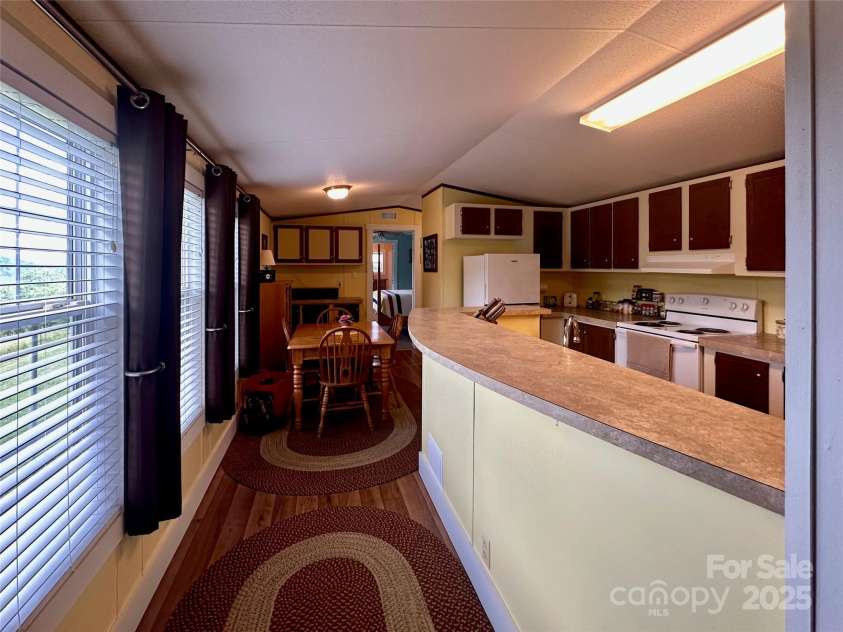 448 Hopson Heritage Lane, Burnsville, NC 28740.  MLS# CAR4275038, YatesRealty ID 24968. 