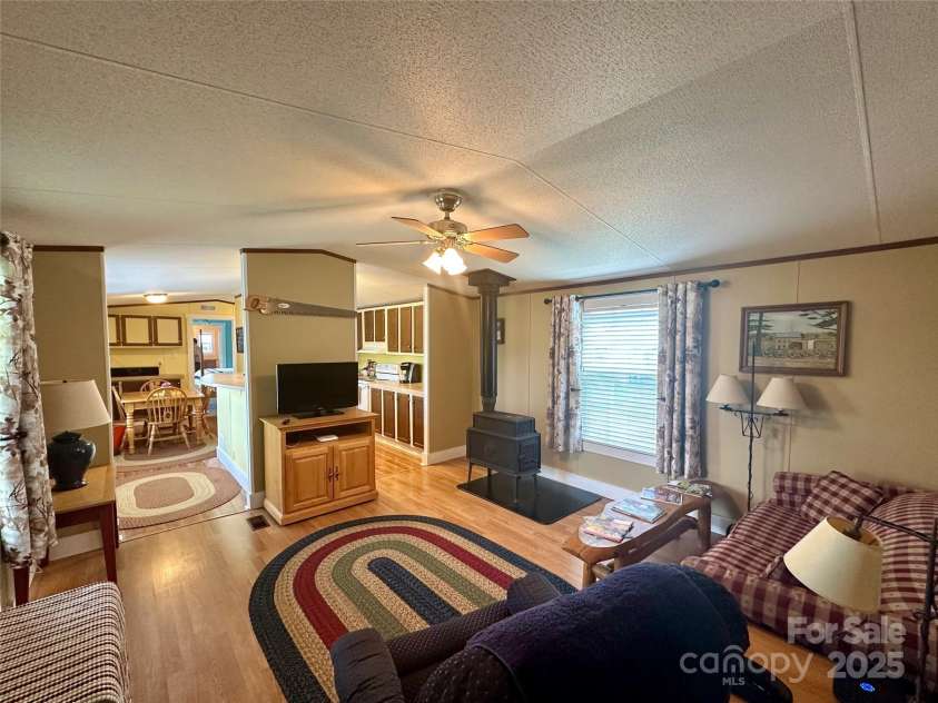 448 Hopson Heritage Lane, Burnsville, NC 28740.  MLS# CAR4275038, YatesRealty ID 24968. 