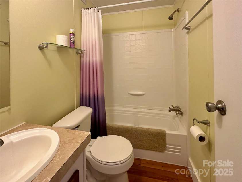 448 Hopson Heritage Lane, Burnsville, NC 28740.  MLS# CAR4275038, YatesRealty ID 24968. 