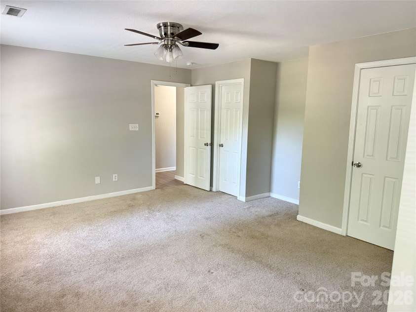 1063 Triece Lane, Charlotte, NC 28215.  MLS# CAR4382268, YatesRealty ID 24969. Primary Bedroom 