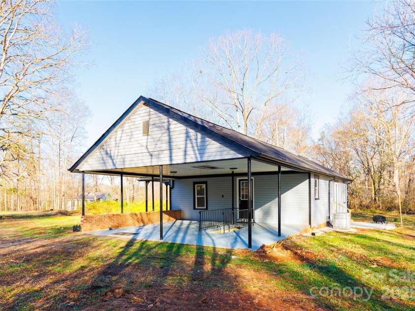 456 Settlemyre Road, Morganton, NC 28655.  MLS# CAR4237743, YatesRealty ID 2497. 