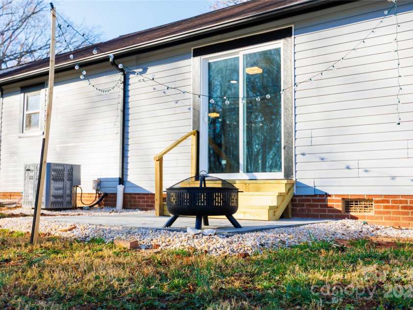 456 Settlemyre Road, Morganton, NC 28655.  MLS# CAR4237743, YatesRealty ID 2497. 