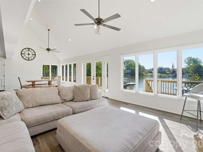 449 Island View Drive, Lexington, NC 27292.  MLS# CAR4368104, YatesRealty ID 24970. Comfort Awaits!