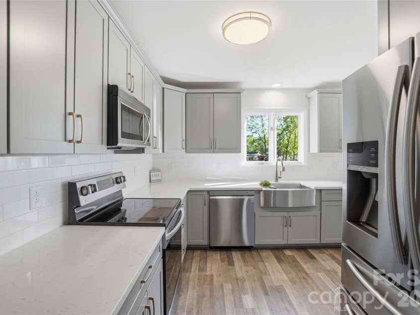 449 Island View Drive, Lexington, NC 27292.  MLS# CAR4368104, YatesRealty ID 24970. Endless Cabinet Space
