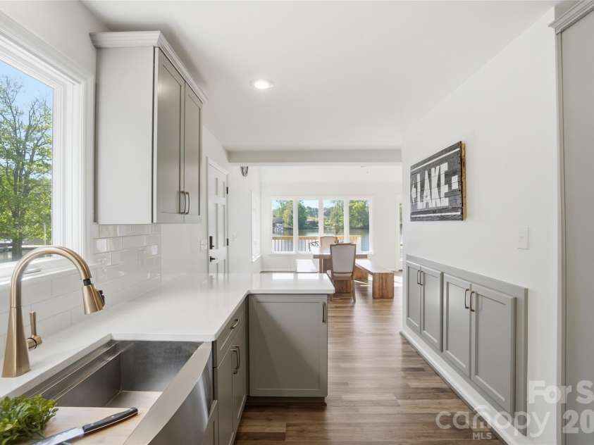 449 Island View Drive, Lexington, NC 27292.  MLS# CAR4368104, YatesRealty ID 24970. Fully Remodeled Kitchen (2026)