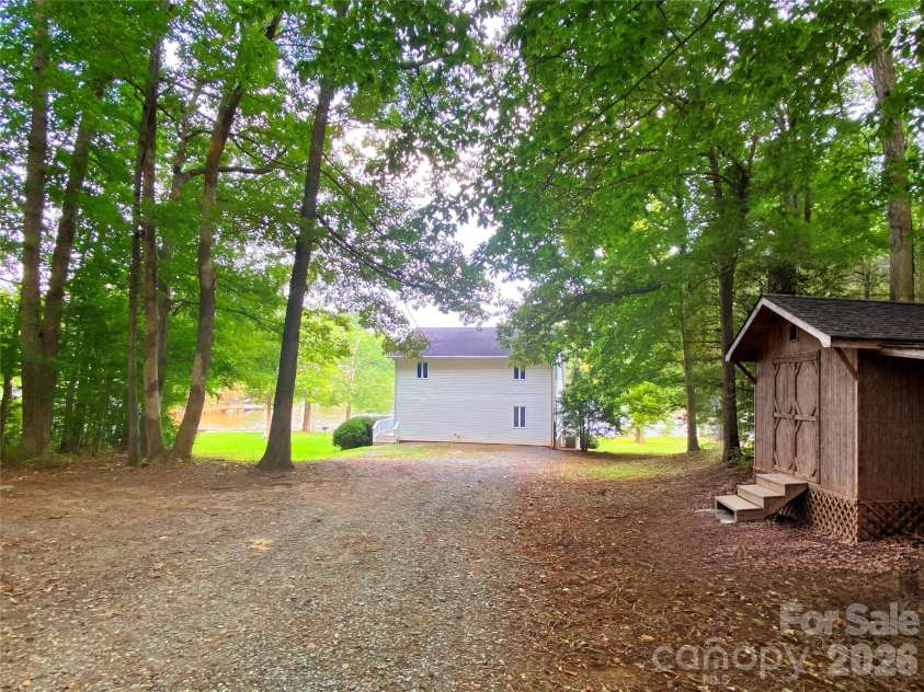 449 Island View Drive, Lexington, NC 27292.  MLS# CAR4368104, YatesRealty ID 24970. Private Setting / Long Gravel Drive