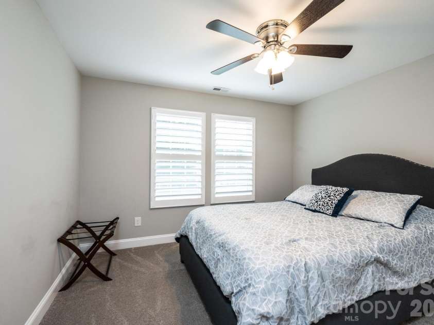 3075 Jamestown Drive, Gastonia, NC 28054.  MLS# CAR4384906, YatesRealty ID 24971. 