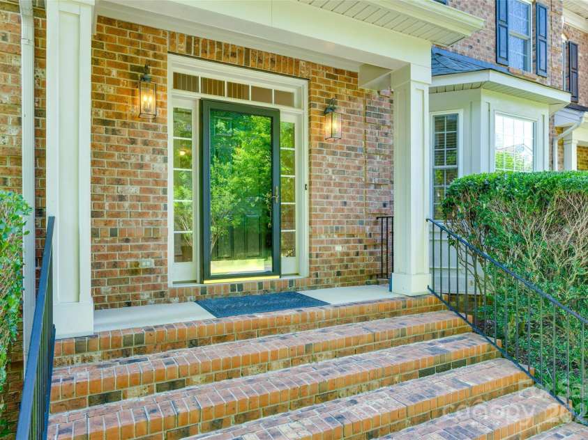 5008 Woodview Lane, Weddington, NC 28104.  MLS# CAR4269305, YatesRealty ID 24971. 